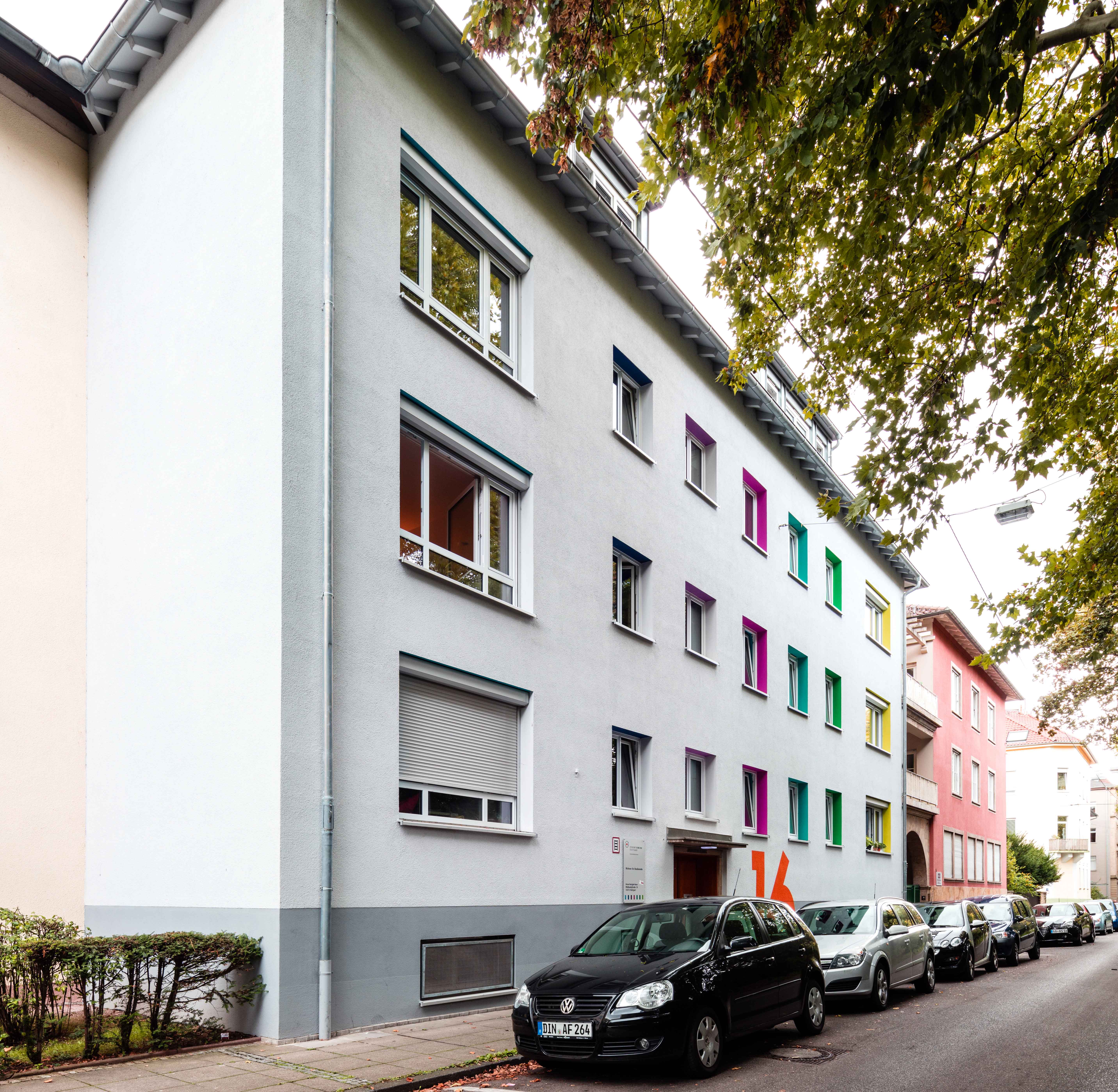 Haus stuttgart preise drei farben Laufhaus Stuttgart