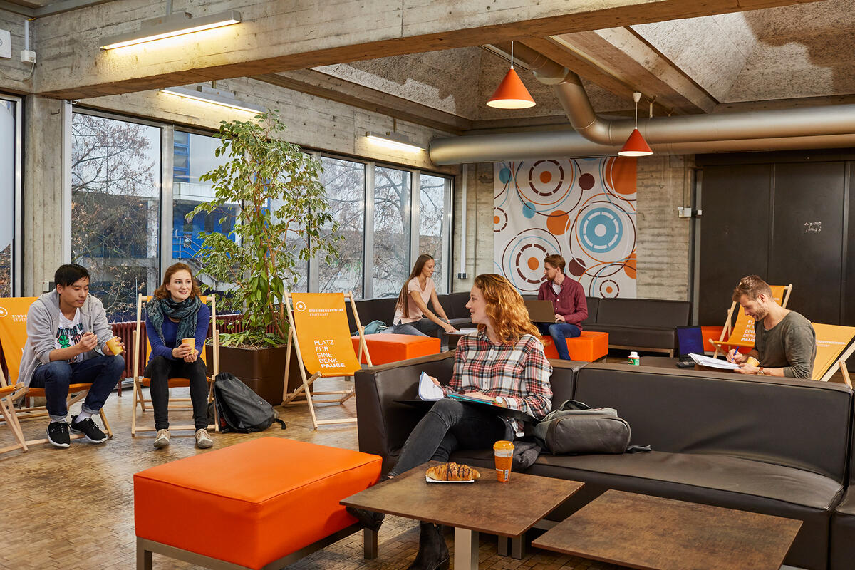 Students learn in the coffee lounge of the cafeteria in Vaihingen