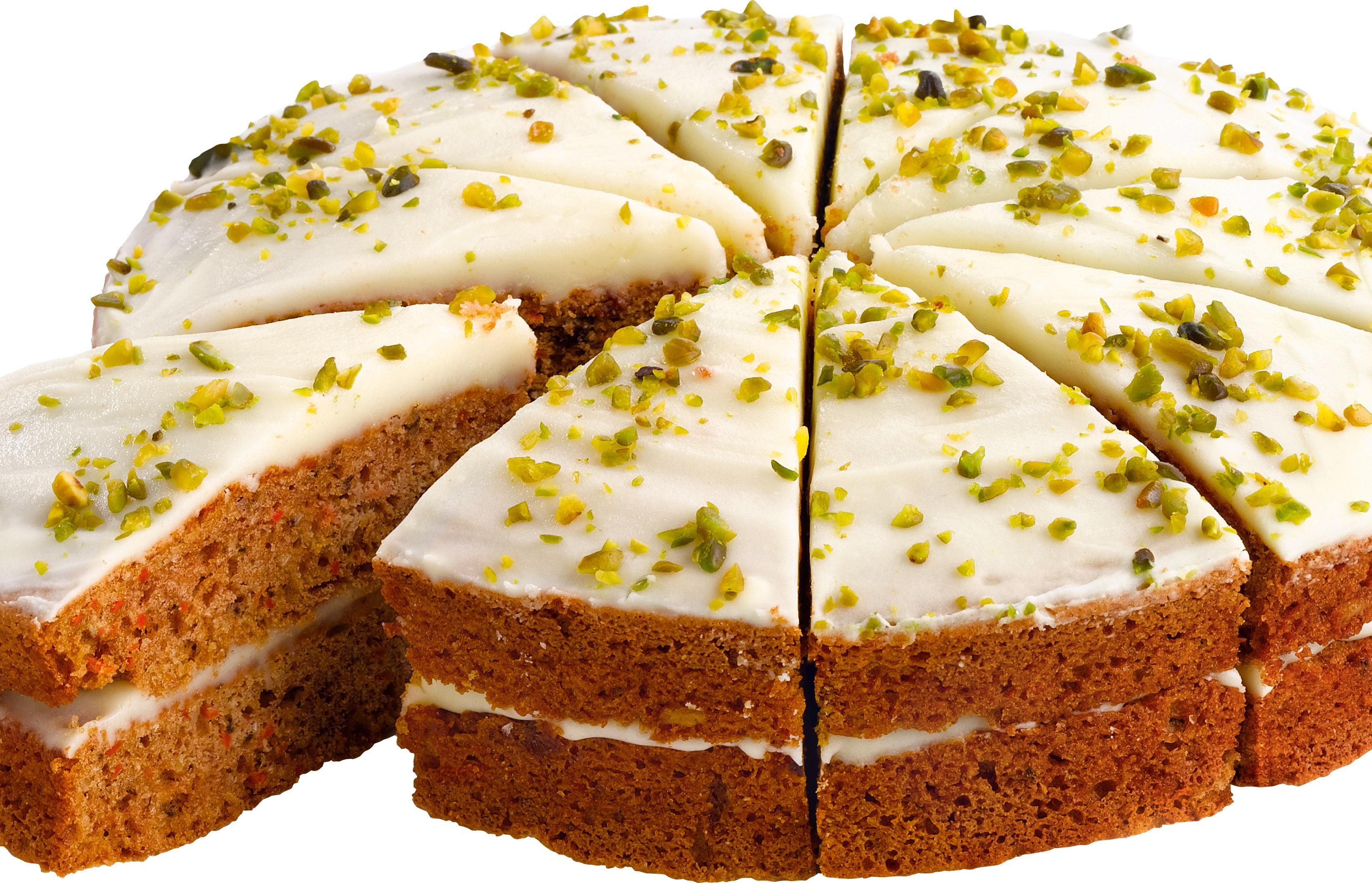 Karottenkuchen mit weißem Guss