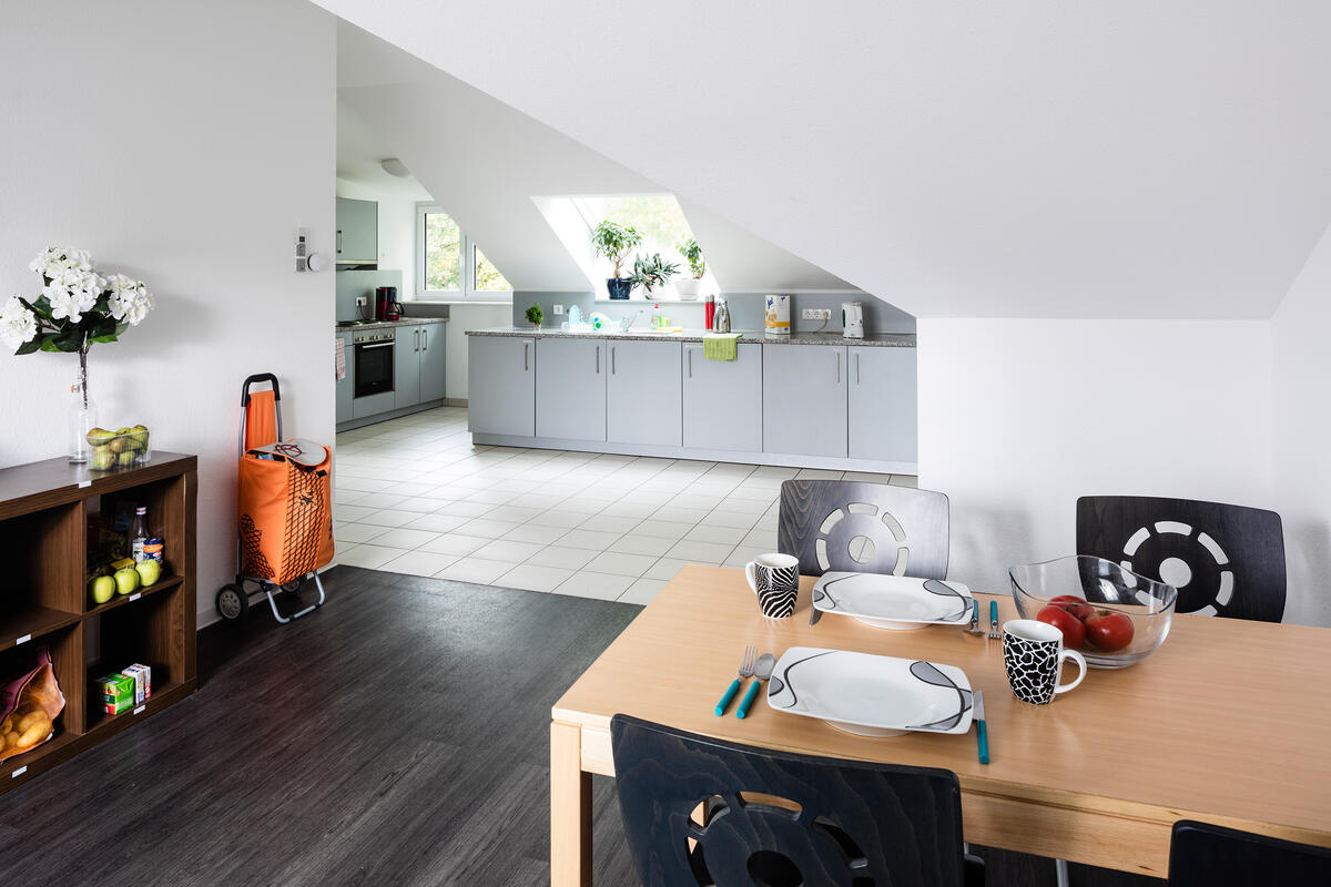 Kitchen with dining table in the Anna Herrigel Dormitory