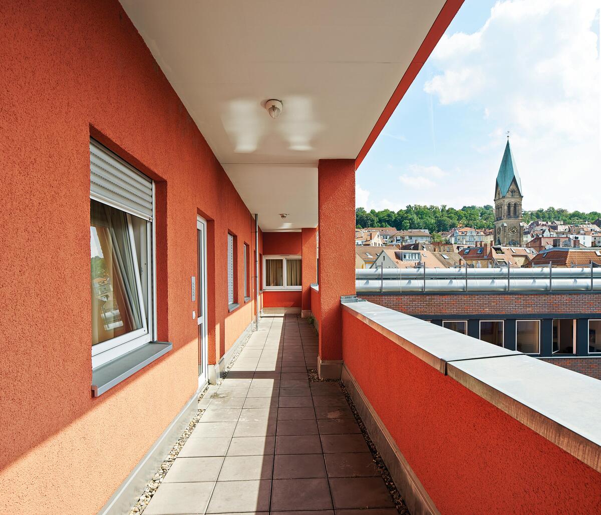 Balkon des Wohnheimes in der Heilmannstraße 4