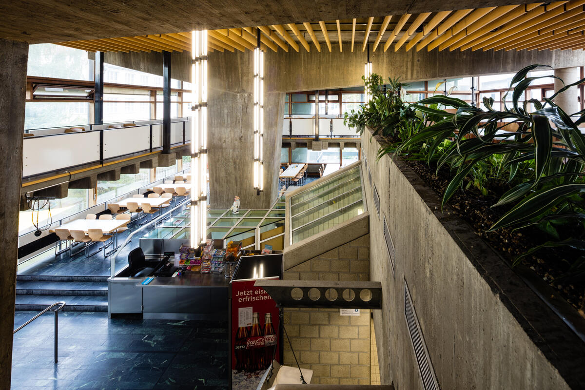 View from above of the dining area of Mensa KA